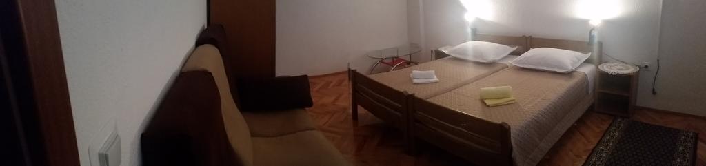 Apartment B&K Raslina Exterior foto